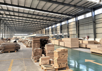 Dongguan Guanlin Wood Industry Co., Ltd. productielijn van de fabrikant