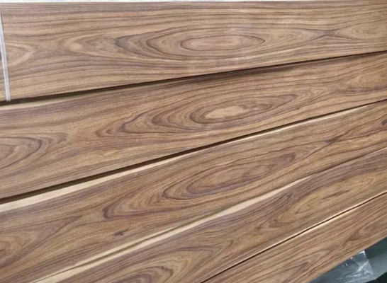 8-40 cm breedte Morado veneer plat gesneden voor high-end winkelruimtes