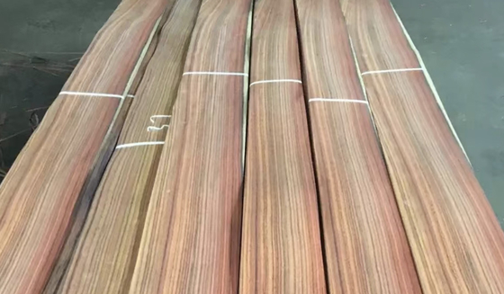 8-40 cm breed Sonokeling veneer Verbeter uw meubels met natuurlijke schoonheid