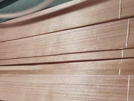 Vlak gesneden/een kwart gesneden natuurlijke houten fineer in Spaanse ceder voor hoge prestaties