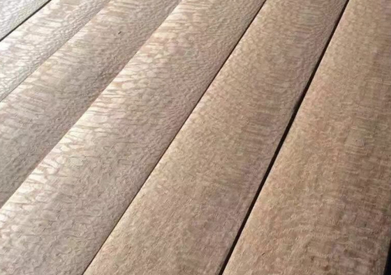 Gekleurde houten fineer Lacewood fineer dik 0,25-0,6 mm Voor meubelontwerp